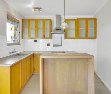 Neat Apartment in the Heart of Noble Park - Photo 3