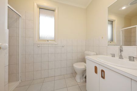 3/17 Uonga Rd, Bentleigh VIC 3204 - Townhouse For Rent | Domain - Photo 5