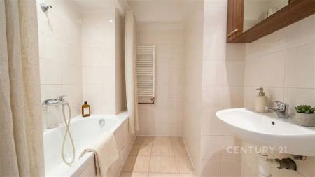Pronájem bytu 3+kk, 94 m - Fotografie 5