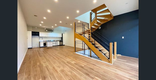 Versatile Home Office - Photo 1