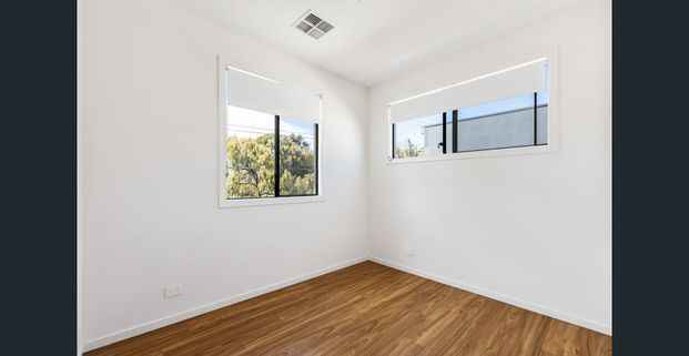 Low maintenance living - Photo 1