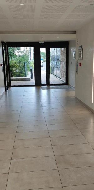 Appartement à louer 3 pièces 65.49m² - Photo 1