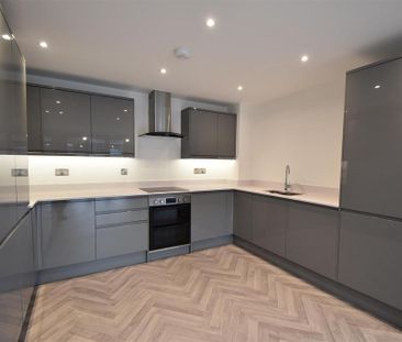 2 bedroom apartment to rent - Photo 4