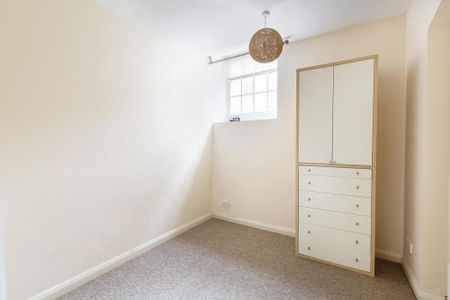 3 bedroom townhouse to rent - Photo 3