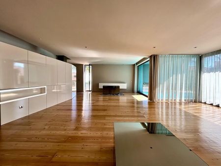 Moradia recente para arrendamento próxima da Quinta Marinha em Cascais - Photo 4