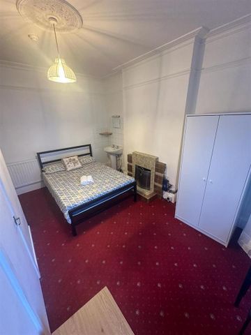 8 bedroom house share to rent - Photo 5