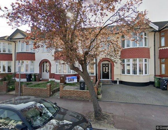 1 Bed Flat, Beccles Drive, IG11 - Photo 1