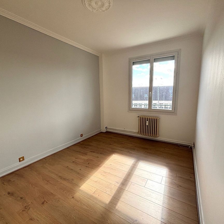 Location Appartement 5 pièces 106m² - Photo 1
