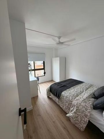 Carrer de València, Silla, Valencian Community 46460 - Photo 2