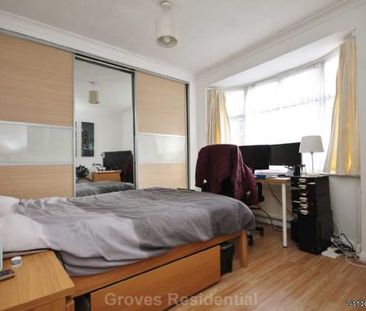 2 bedroom property to rent in New Malden - Photo 3