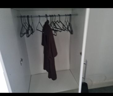 Most demanding double bed room in NW4 4LD 28 Babington Road 1 - Photo 6