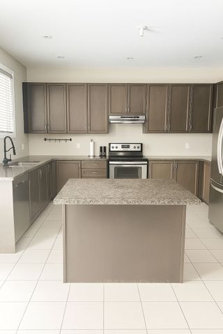 For Lease - 24 Treetops Boulevard, New Tecumseth, Ontario - Photo 4