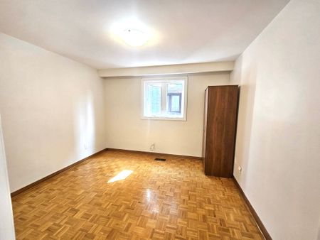 For Lease - 93 North Ridge Road, Vaughan, Ontario - Photo 4