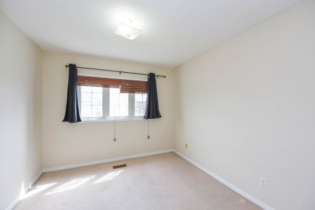 For Lease - 1093 Foxglove Place, Mississauga, Ontario - Photo 5