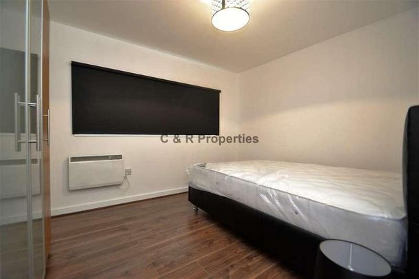 Stretford Road, Hulme, Manchester, M15 - Photo 1