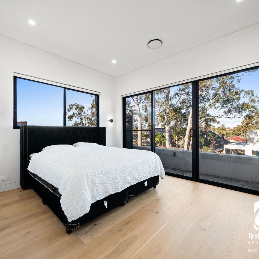 As New Four Bedroom Luxury Duplex - Photo 1