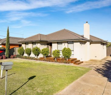 7 The Crossway Keilor East VIC 3033 - Photo 3