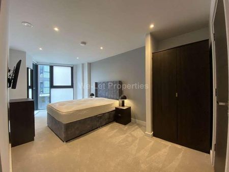 Commerce Quay, Salford, M5 - Photo 5