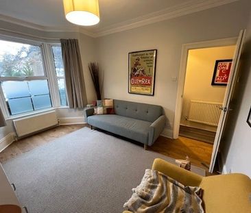 2 Bed Flat, Aldeburgh Street, SE10 - Photo 2