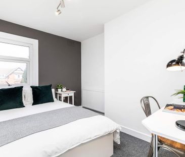 1 bedroom in a house share to rent - Photo 4