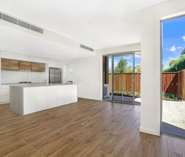 Luxury 3 Bedroom Townhouse in the Heart of Bowral - Photo 3