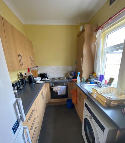 2 bedroom terraced house to rent - Photo 4