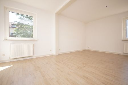 Erdgeschosswohnung mit Charme - Photo 2