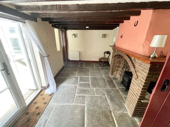 2 bedroom terraced house to rent - Photo 1