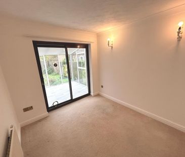 4 bedroom detached house to rent - Photo 3