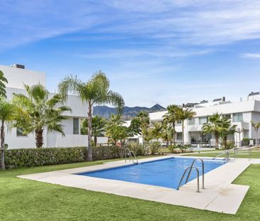 Alquiler de chalet pareado en Avenida La Finca, 17 - Photo 5