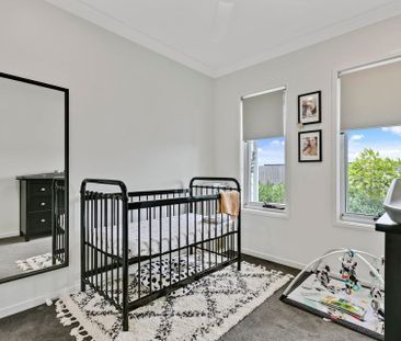 Modern Family Living in Cutters Ridge! - Photo 3