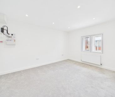 3 bedroom apartment to rent - Photo 1