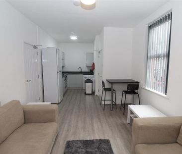 5 bedroom house to rent - Photo 1