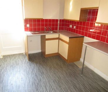 Junction Road, Northampton - Photo 1