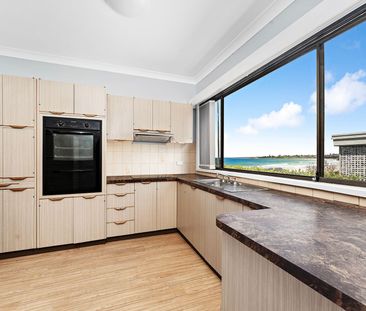 Panoramic Ocean Views In Beautiful Thirroul - Photo 2