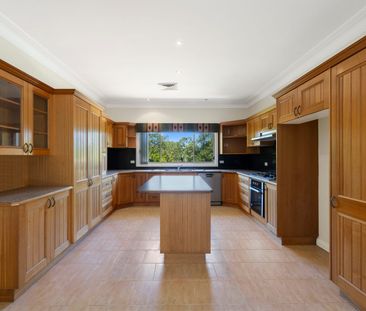 Spacious Family Living in a Highly Sought-After Pennant Hills Pocket - Photo 5