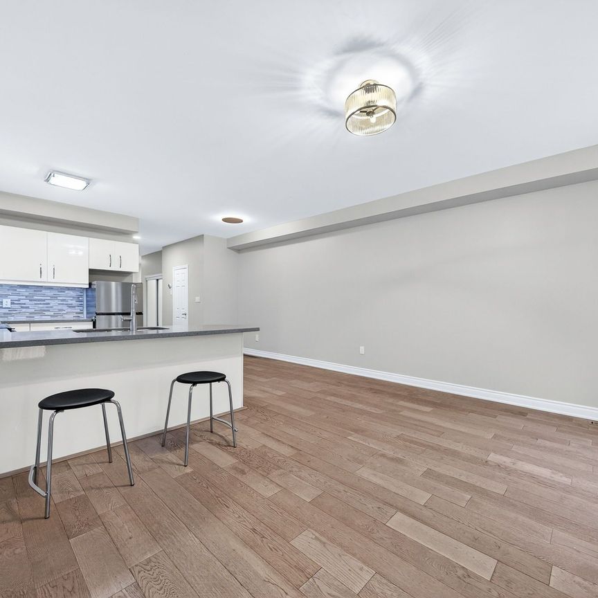 For Lease - 56 North Lake Road Unit# 22, Richmond Hill, Ontario - Photo 1