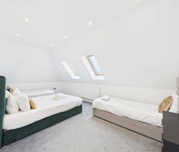 Desford Way, Ashford, Surrey,TW15 - Photo 5