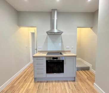 3 bedroom terraced house to rent - Photo 6