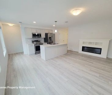 1110 Daniels Link SW - #31 — Townhouse - Photo 2