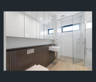 Its Actual Balcony Heaven! - Photo 5