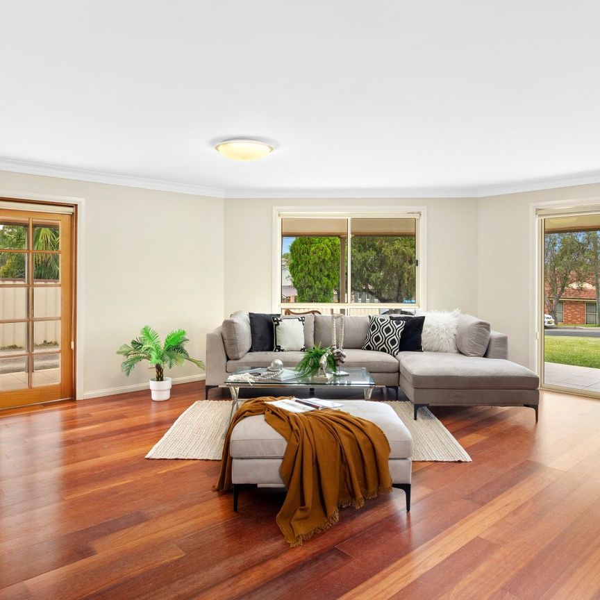 Modern 4-Bedroom Home with 2 Bathrooms & Double Parking in Schofields - Photo 1