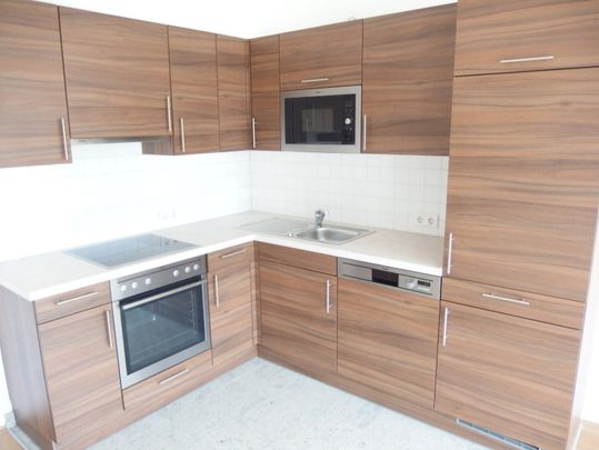 Hervorragend geschnittene 2-Zimmer-Wohnung mit Balkon Richtung Innenhof + Garagenstellplatz | Besichtigung am 15.06.26 (Anmeldung notwendig) - Photo 1