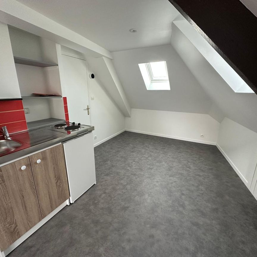 Location Appartement 1 pièce 9m² OCTEVILLE 50130 - Photo 1