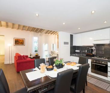 Via Santa Reparata, Florence, Tuscany 50129 - Foto 2