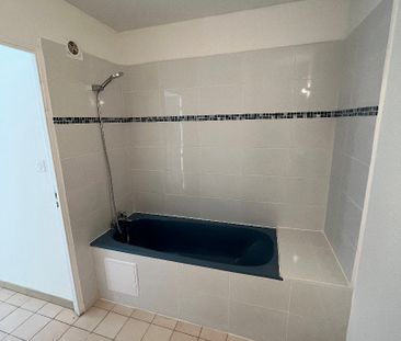 Location Appartement 2 pièces 45m² MONTPELLIER 34070 - Photo 6