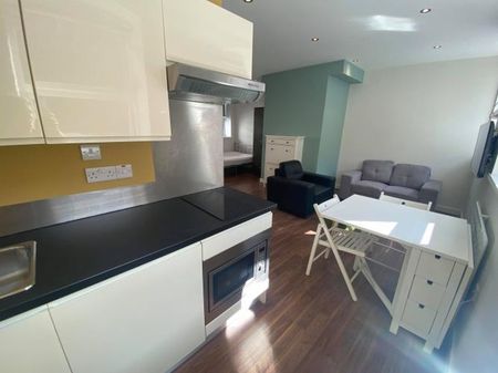 Student Apartment 1 bedroom, City Centre, Sheffield - Photo 4