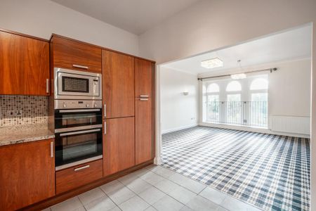 2 bedroom apartment to rent - Photo 5