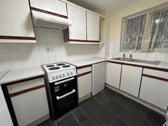 2 Bedroom Flat To Let - Photo 1