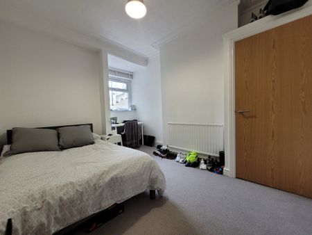 Summerfield Avenue, Heath - Photo 5